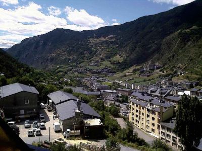 Encamp-Andorra-by-Fran-Ontanaya-Flickr